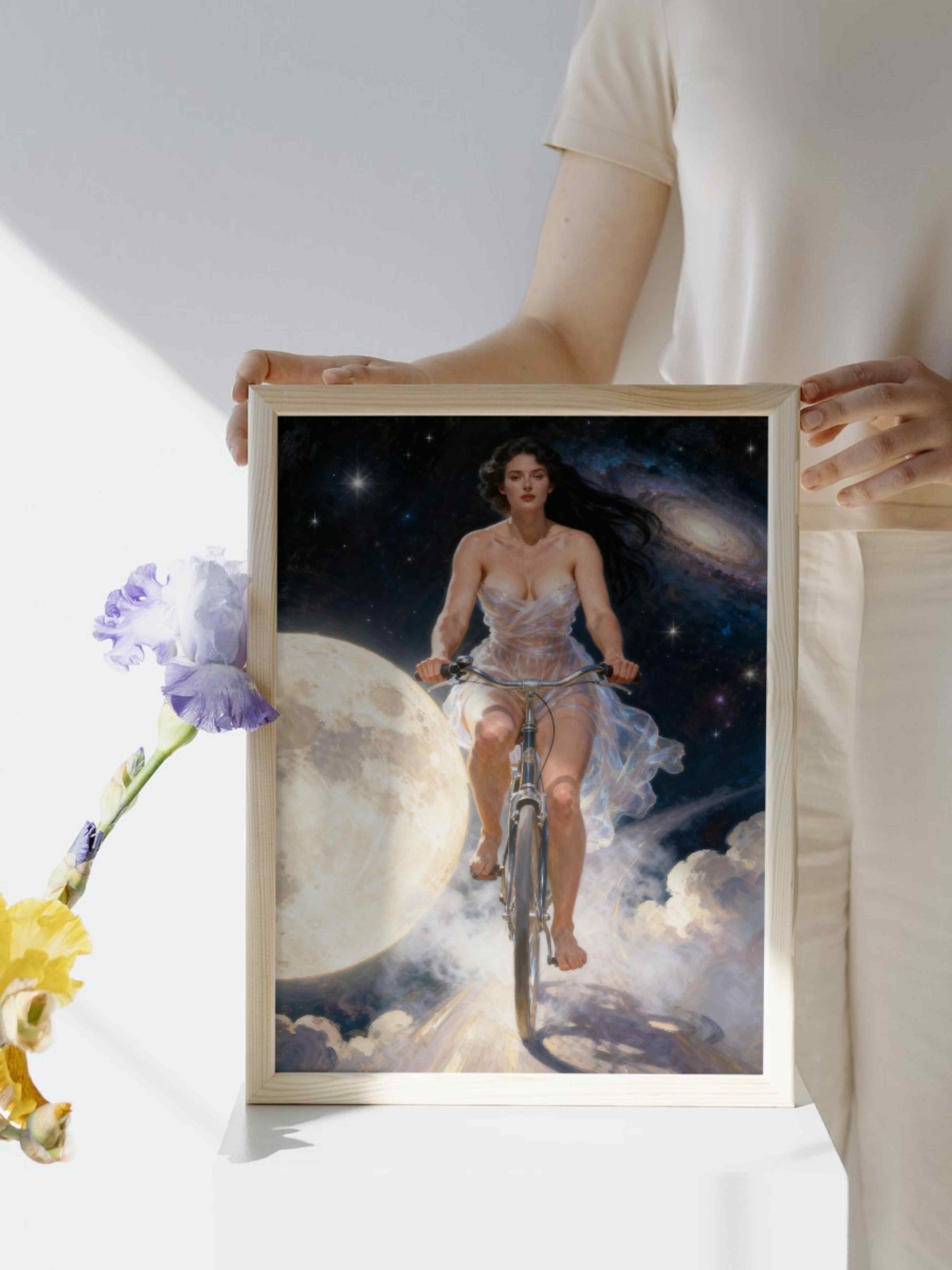 A la luna en bicicleta, es un lienzo coleccionable de alta calidad para imprimir. Lienzo digital para enmarcar y adornar salas o estudios en paredes blancas. Pieza de colección. Arte de autor.