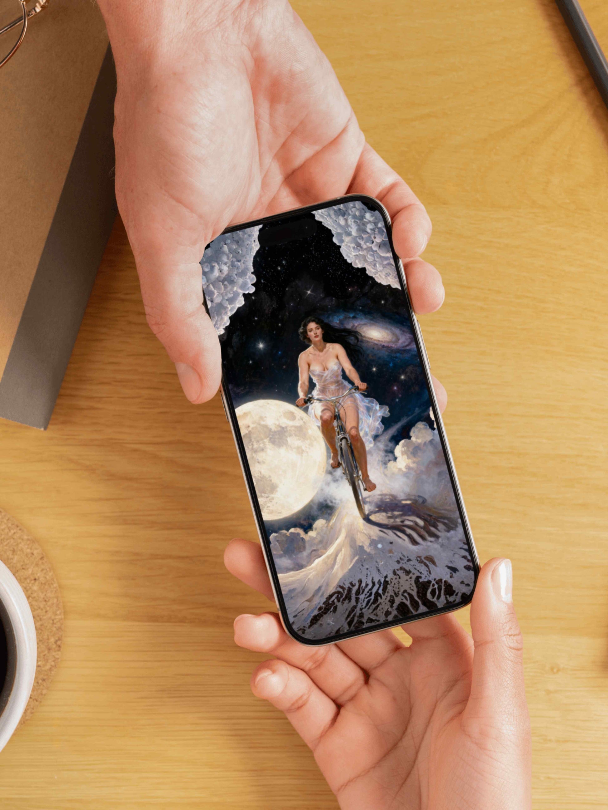 A la luna en bicicleta, es un lienzo coleccionable de alta calidad. Arte de autor para implementar como fondo de pantalla o protector de pantalla de dispositivos móviles o tablets. Apple, Ipads, Android, iphone, iOs.