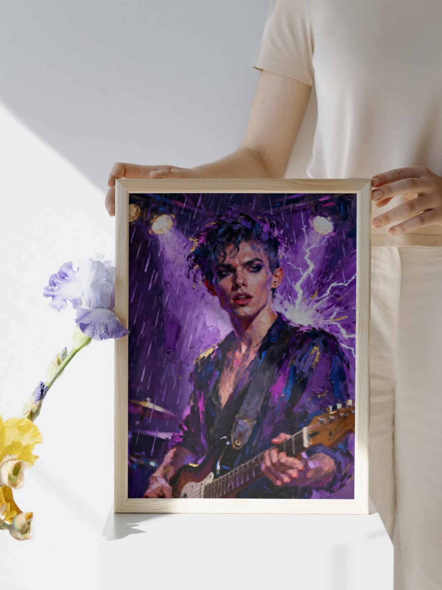 El idolo violeta, es un lienzo coleccionable de alta calidad para imprimir. Lienzo digital para enmarcar y adornar salas o estudios en paredes blancas. Pieza de colección. Arte de autor.