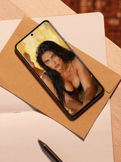 La Esfinge Esmeralda: Ámbar Indómita. Calidad premium. Pieza de colección para usar como fondo de pantalla, protector de pantalla. Dispositivos móviles. Android, iOs, Apple, Samsung. Iphone.