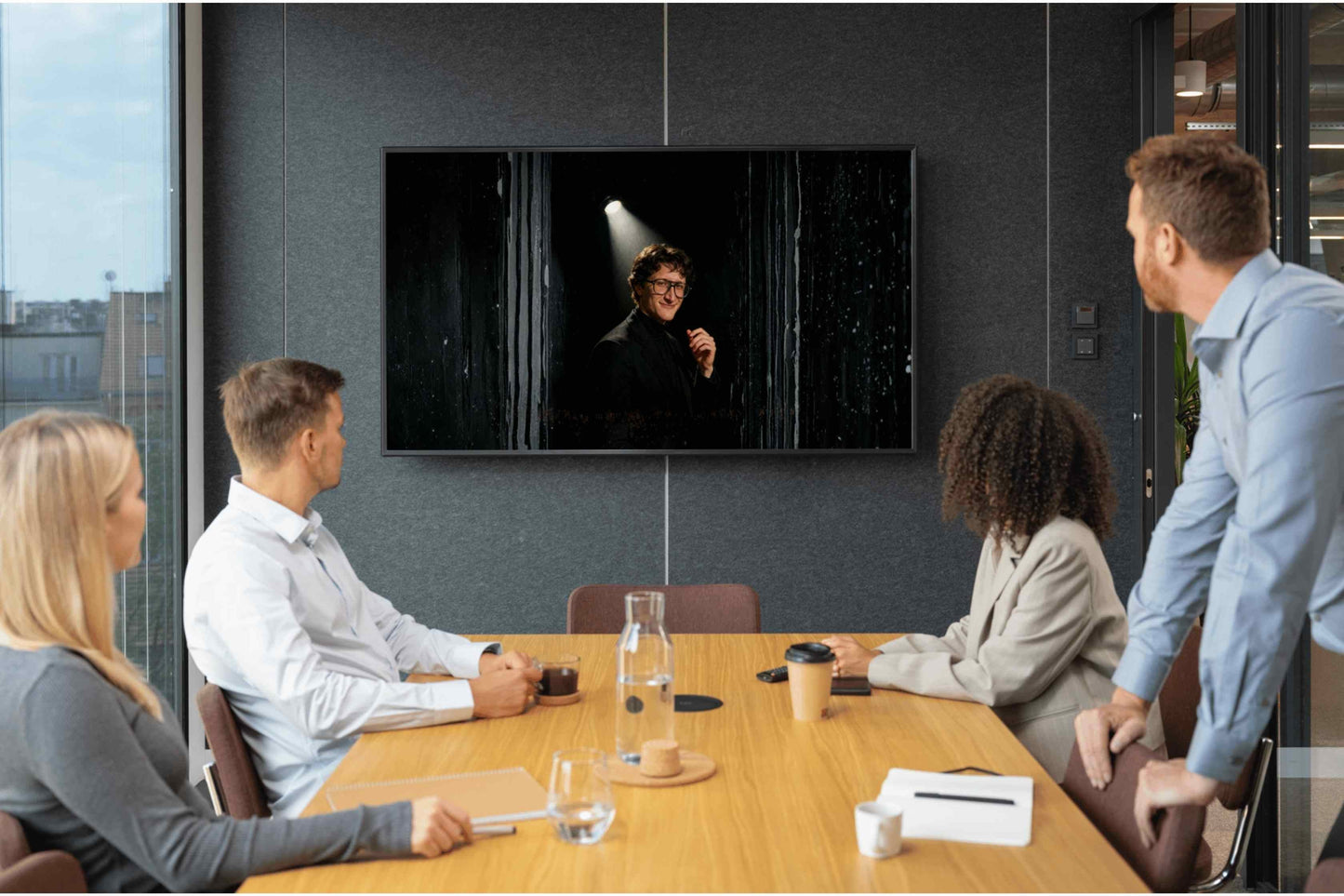 La perspectiva inversa, es un lienzo coleccionable de alta calidad. Arte de autor para implementar como fondo de pantalla o protector de pantalla de televisores inteligente, smart tv´s. Apple Tv, Android, iOs, LG, Sony, Panasonic, Samsung, Amazon Tv, Amazon Fire.
